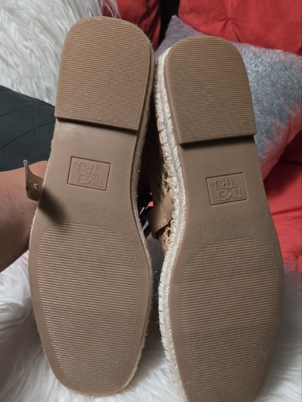Time and Tru Women's Espadrille Mary Jane Flats in a tan or raffia woven - Picture 5 of 5